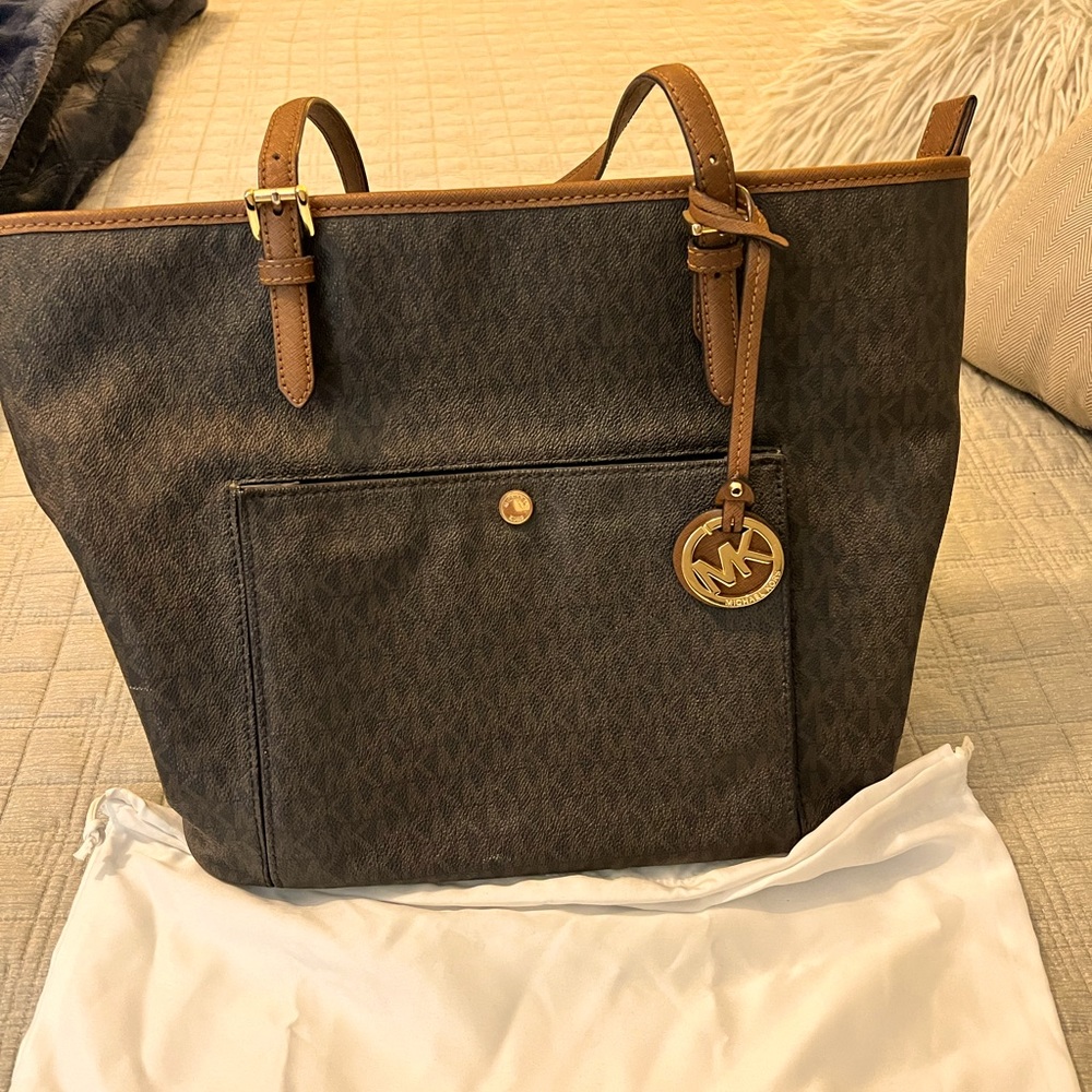 Michael Kors tote